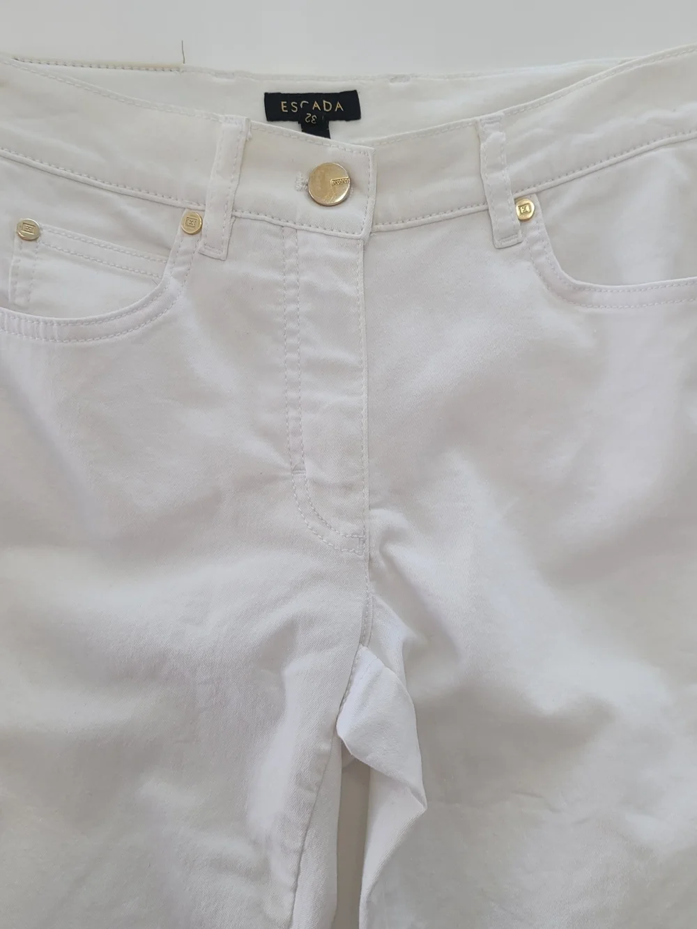 Escada Women's White Slim Jeans Size 32